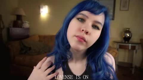 Eliz online show from 04-19-26, 02:55