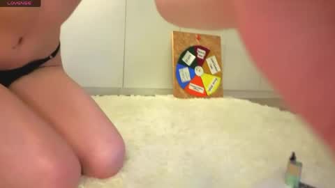 Snapshot of bezvanili chatting on 05-15-26, 07:10 bezvanili online show from 05-15-26, 07:10