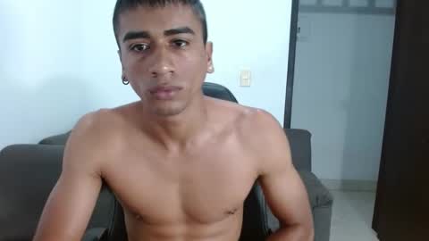 Snapshot of bfernando_05 chatting on 12-19-24, 08:56 BAYRON online show from 12-19-24, 08:56