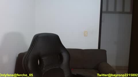 Snapshot of bfernando_05 chatting on 01-15-25, 07:05 BAYRON online show from 01-15-25, 07:05