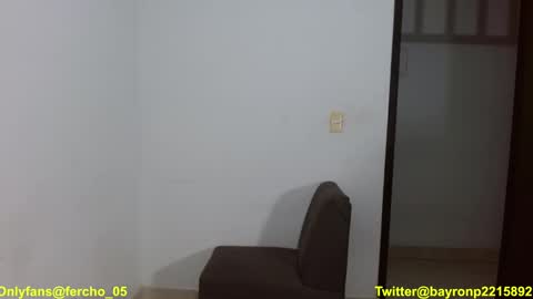 Snapshot of bfernando_05 chatting on 02-16-25, 01:03 BAYRON online show from 02-16-25, 01:03