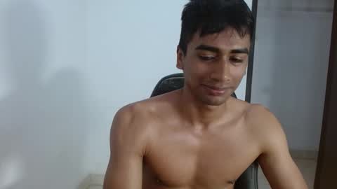 Snapshot of bfernando_05 chatting on 01-08-26, 05:48 BAYRON online show from 01-08-26, 05:48