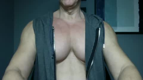 BGDKMUSCLEGUY - SELECTED BY CHATURBATE AS A TOP BROADCASTER FOR 2023 online show from 12-13-24, 02:43