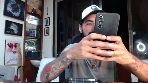 Snapshot of bhbroadcast chatting on 01-19-26, 02:37 bhbroadcast online show from 01-19-26, 02:37