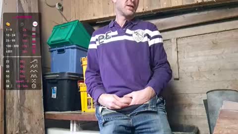 My name is David and if you like public exhibitions you wont be disappointed with me LoL - My favorite vibes is 44  online show from 01-05-25, 03:23