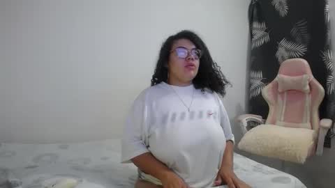 Bianca Tuesday to Sunday from 2am to 6am UTC-5 online show from 10-30-25, 09:22