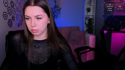 Snapshot of bianca_bright chatting on 04-15-26, 09:27 Bia online show from 04-15-26, 09:27