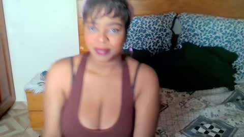 Snapshot of bianca_ebony chatting on 12-04-24, 02:04 bianca ebony online show from 12-04-24, 02:04