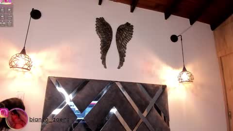 Snapshot of bianca_zaens1 chatting on 01-16-26, 11:25 B I A N C A online show from 01-16-26, 11:25