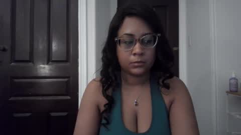 Snapshot of biancadoesitright chatting on 05-10-26, 10:31 biancadoesitright online show from 05-10-26, 10:31