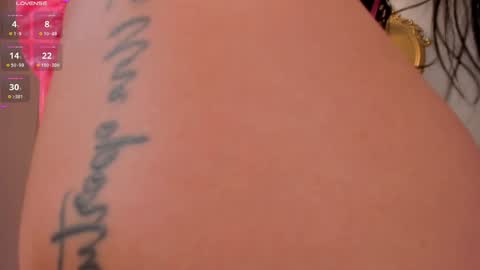 Snapshot of biancapierce_ chatting on 01-11-25, 01:32 Bianca Pierce online show from 01-11-25, 01:32