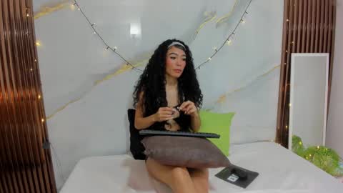 Snapshot of biancarose1_ chatting on 01-08-26, 12:29 biancarose1_ online show from 01-08-26, 12:29