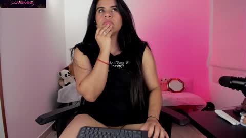 Snapshot of biancastrongg chatting on 11-22-25, 02:32 Biancastrong.. IGThebiancastrong online show from 11-22-25, 02:32