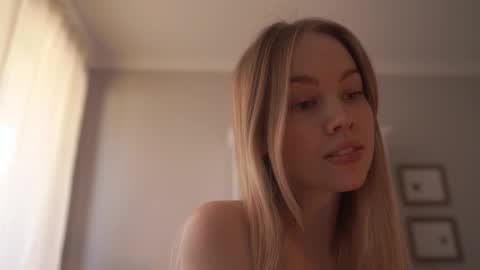 Snapshot of bibi_it_is chatting on 02-22-25, 05:34 Bibi online show from 02-22-25, 05:34