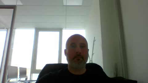 Snapshot of bibigcummer chatting on 03-06-26, 12:01 bibigcummer online show from 03-06-26, 12:01