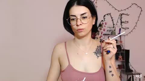Snapshot of bibitina chatting on 04-27-26, 05:05 innasugarwild online show from 04-27-26, 05:05