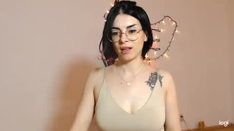 Snapshot of bibitina chatting on 04-29-26, 05:22 innasugarwild online show from 04-29-26, 05:22