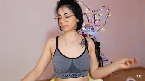 Snapshot of bibitina chatting on 05-03-26, 02:23 innasugarwild online show from 05-03-26, 02:23