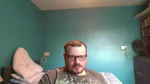 Snapshot of bidan1986 chatting on 02-06-25, 09:00 bigdan1986 online show from 02-06-25, 09:00