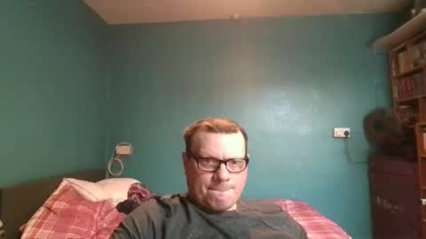Snapshot of bidan1986 chatting on 02-13-25, 11:17 bigdan1986 online show from 02-13-25, 11:17