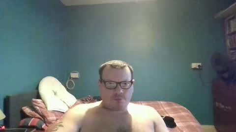 Snapshot of bidan1986 chatting on 02-16-25, 02:00 bigdan1986 online show from 02-16-25, 02:00