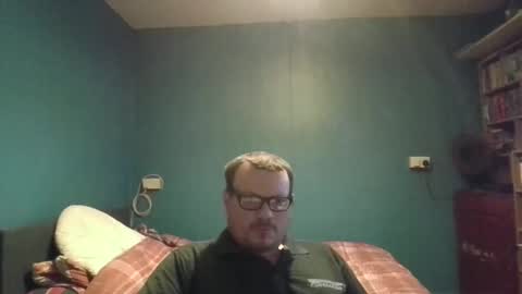 Snapshot of bidan1986 chatting on 02-26-25, 05:28 bigdan1986 online show from 02-26-25, 05:28