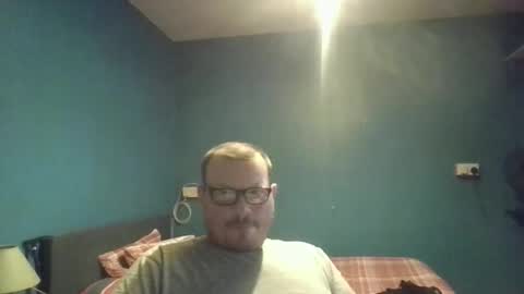 Snapshot of bidan1986 chatting on 09-15-25, 06:52 bigdan1986 online show from 09-15-25, 06:52