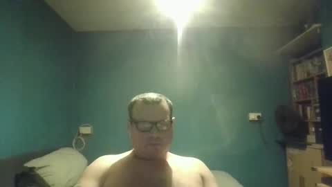 Snapshot of bidan1986 chatting on 12-21-25, 06:37 bigdan1986 online show from 12-21-25, 06:37