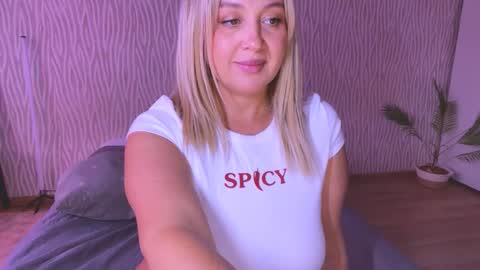 Eva online show from 11-24-25, 06:57