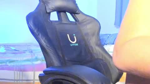 Logan Sprouse online show from 04-21-26, 02:51