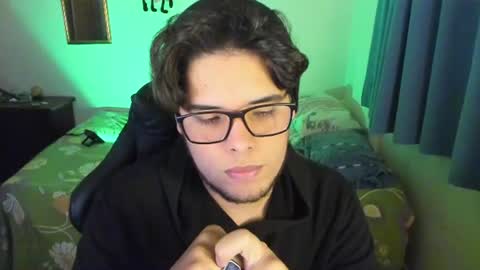 Snapshot of big_cockjughead chatting on 07-24-26, 11:25 Logan Sprouse online show from 07-24-26, 11:25