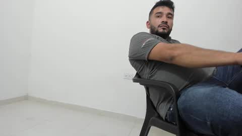 Tommy online show from 09-11-25, 04:01