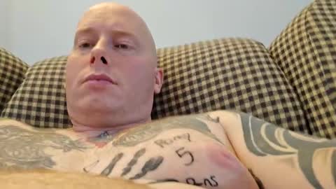 Snapshot of big_mat1988 chatting on 03-09-25, 08:31 big_mat1988 online show from 03-09-25, 08:31