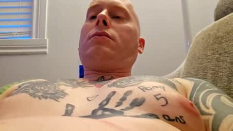 Snapshot of big_mat1988 chatting on 04-14-26, 11:11 big_mat1988 online show from 04-14-26, 11:11