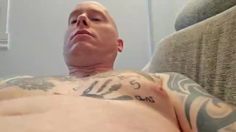 Snapshot of big_mat1988 chatting on 05-30-26, 10:01 big_mat1988 online show from 05-30-26, 10:01