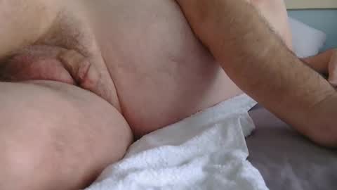 Snapshot of bigass171071 chatting on 11-16-25, 01:28 Bigass online show from 11-16-25, 01:28