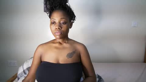 bigassmello_ online show from 05-18-26, 04:29