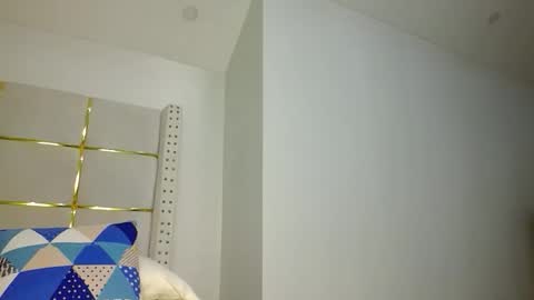 bigbaby004 online show from 10-21-25, 07:14