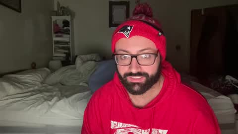 Snapshot of bigbackmuscles1296 chatting on 10-28-25, 10:52 Mr. Muscle Monster online show from 10-28-25, 10:52