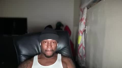 Snapshot of bigbackwoodcali chatting on 11-23-25, 07:52 bigbackwoodcali online show from 11-23-25, 07:52