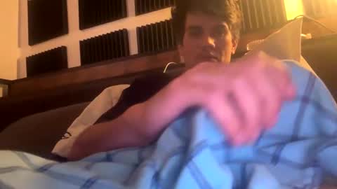 Snapshot of bigben281330 chatting on 10-28-25, 04:20 bigben281330 online show from 10-28-25, 04:20