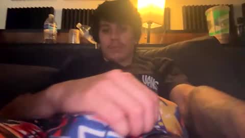 Snapshot of bigben281330 chatting on 12-15-25, 08:13 bigben281330 online show from 12-15-25, 08:13