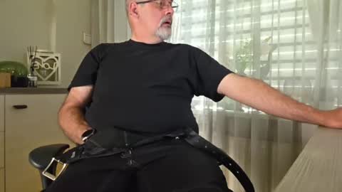 bigbibear88 online show from 05-18-26, 09:26