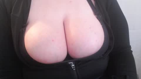 bigbittiesandfun online show from 02-05-25, 08:57