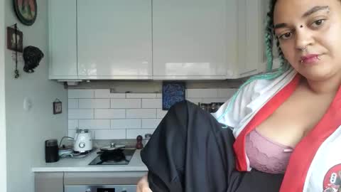 Snapshot of bigboobemily chatting on 10-29-25, 01:46 bigboobemily online show from 10-29-25, 01:46