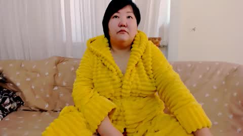 Snapshot of bigboobs55x chatting on 11-18-25, 03:23 Kira online show from 11-18-25, 03:23