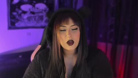 bigboobs cloe online show from 04-12-26, 11:43