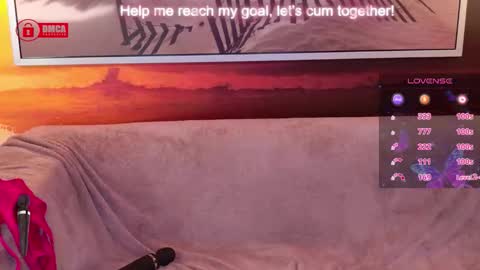 Snapshot of bigboobsarri chatting on 01-14-26, 10:21 BigBoobsArri online show from 01-14-26, 10:21