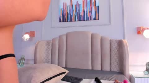   online show from 02-08-25, 04:25