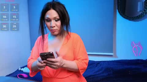kyra Moor online show from 06-08-26, 01:20